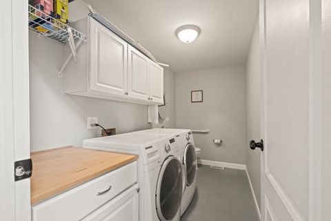 Tiny photo for 2415 59th Street, Woodridge, IL 60517 (MLS # 12559920)