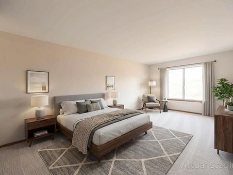 Tiny photo for 5840 W 104th Street #106, Oak Lawn, IL 60453 (MLS # 12566401)