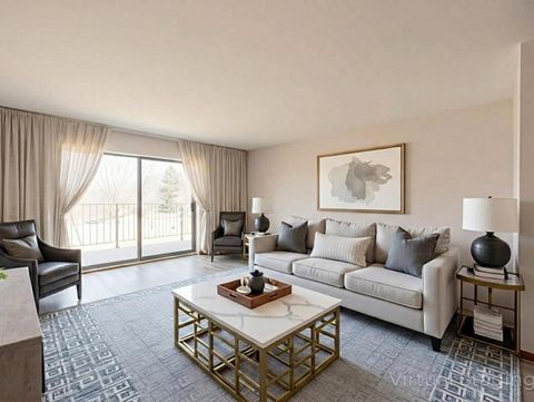 Tiny photo for 5840 W 104th Street #106, Oak Lawn, IL 60453 (MLS # 12566401)