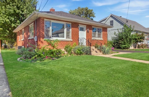 Tiny photo for 9 Ridge Road, Lemont, IL 60439 (MLS # 12792349)