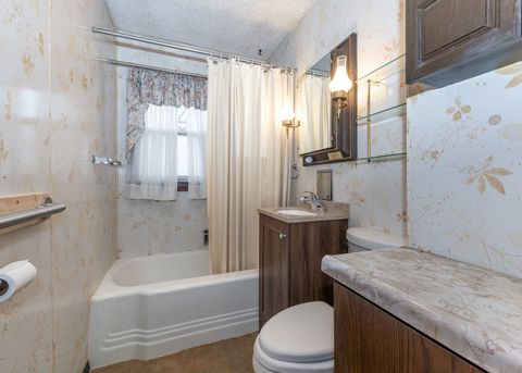 Tiny photo for 308 N Stewart Street, Geneseo, IL 61254 (MLS # 12569646)