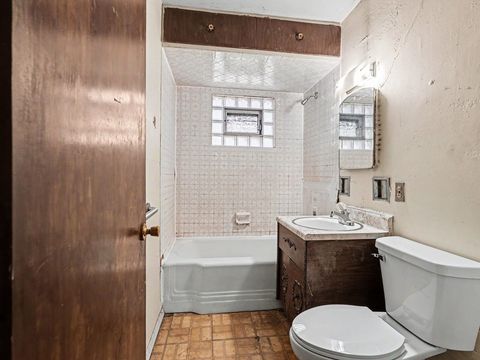 Tiny photo for 9220 Monitor Avenue, Oak Lawn, IL 60453 (MLS # 12649755)