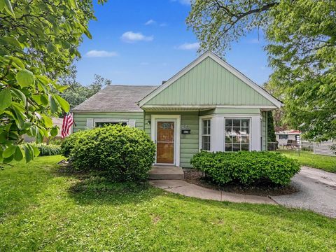 Tiny photo for 9220 Monitor Avenue, Oak Lawn, IL 60453 (MLS # 12649755)