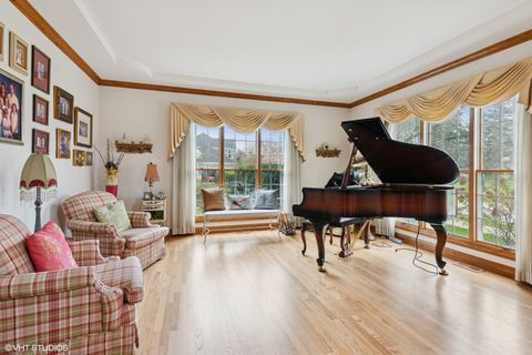 Tiny photo for 500 S KENILWORTH Avenue, Elmhurst, IL 60126 (MLS # 12487886)