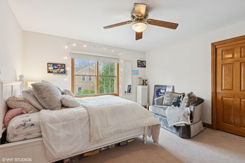 Tiny photo for 500 S KENILWORTH Avenue, Elmhurst, IL 60126 (MLS # 12487886)