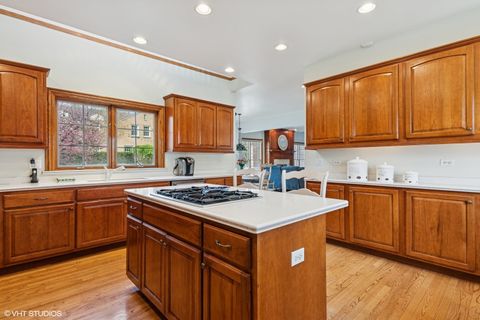 Tiny photo for 500 S KENILWORTH Avenue, Elmhurst, IL 60126 (MLS # 12487886)