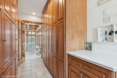 Tiny photo for 500 S KENILWORTH Avenue, Elmhurst, IL 60126 (MLS # 12487886)