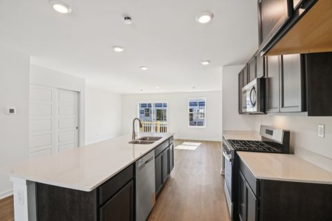 Tiny photo for 1433 Oakfield Lane, Pingree Grove, IL 60140 (MLS # 12496344)