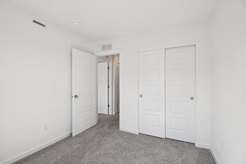 Tiny photo for 1433 Oakfield Lane, Pingree Grove, IL 60140 (MLS # 12496344)