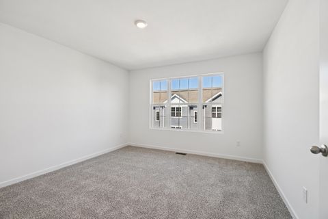 Tiny photo for 1433 Oakfield Lane, Pingree Grove, IL 60140 (MLS # 12496344)