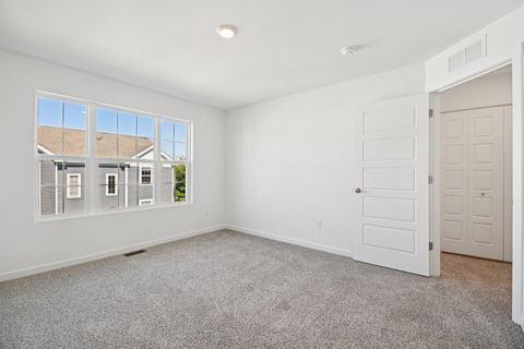 Tiny photo for 1433 Oakfield Lane, Pingree Grove, IL 60140 (MLS # 12496344)