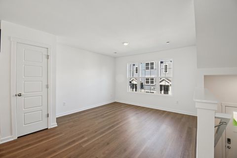 Tiny photo for 1433 Oakfield Lane, Pingree Grove, IL 60140 (MLS # 12496344)