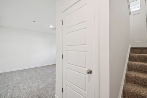 Tiny photo for 1433 Oakfield Lane, Pingree Grove, IL 60140 (MLS # 12496344)