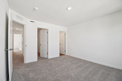 Tiny photo for 1433 Oakfield Lane, Pingree Grove, IL 60140 (MLS # 12496344)
