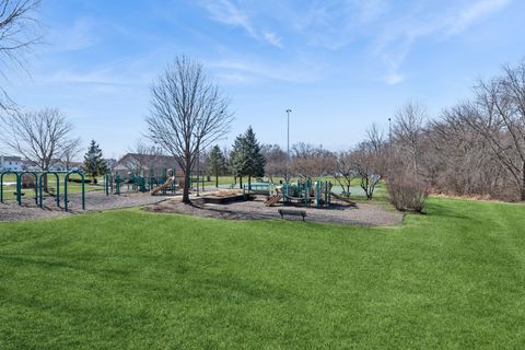 Tiny photo for 222 Bakers Drive W #222, Lakemoor, IL 60051 (MLS # 12572585)