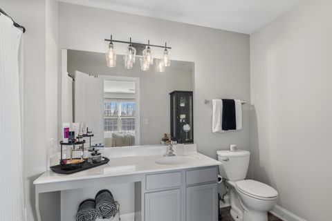 Tiny photo for 222 Bakers Drive W #222, Lakemoor, IL 60051 (MLS # 12572585)