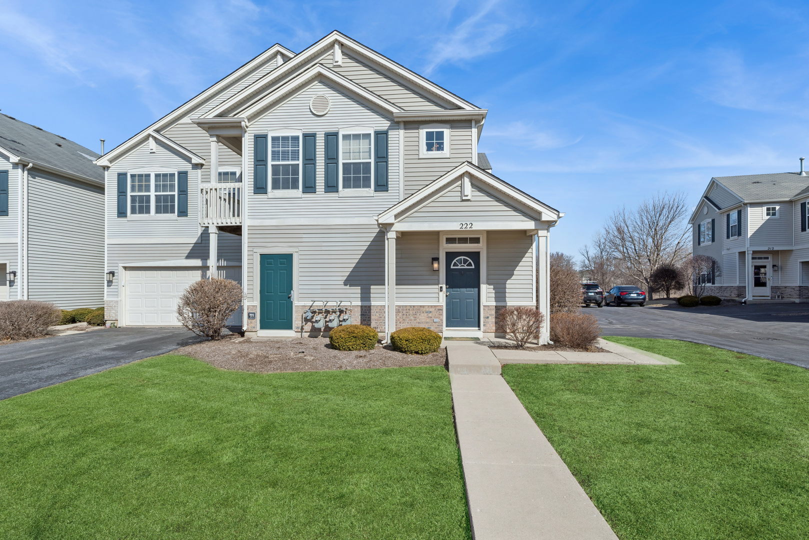 222 Bakers Drive W 222