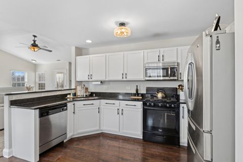 Tiny photo for 222 Bakers Drive W #222, Lakemoor, IL 60051 (MLS # 12572585)