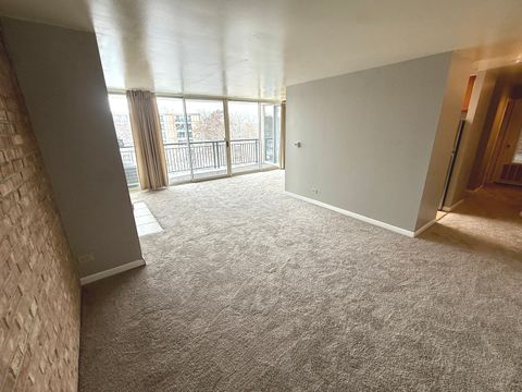 Tiny photo for 6010 Oakwood Drive #5D, Lisle, IL 60532 (MLS # 12526259)