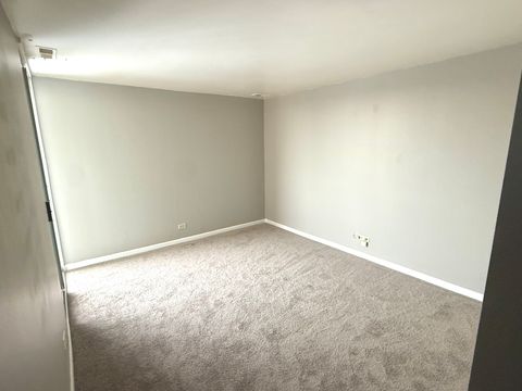 Tiny photo for 6010 Oakwood Drive #5D, Lisle, IL 60532 (MLS # 12526259)