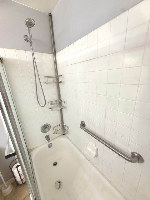 Tiny photo for 6010 Oakwood Drive #5D, Lisle, IL 60532 (MLS # 12526259)