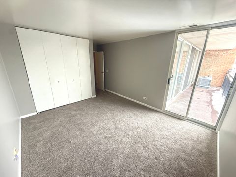 Tiny photo for 6010 Oakwood Drive #5D, Lisle, IL 60532 (MLS # 12526259)