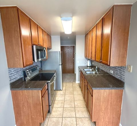 Tiny photo for 6010 Oakwood Drive #5D, Lisle, IL 60532 (MLS # 12526259)