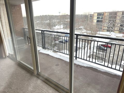 Tiny photo for 6010 Oakwood Drive #5D, Lisle, IL 60532 (MLS # 12526259)