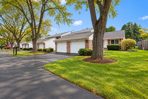 Tiny photo for 2001 Pepper Valley Drive, Geneva, IL 60134 (MLS # 12785112)
