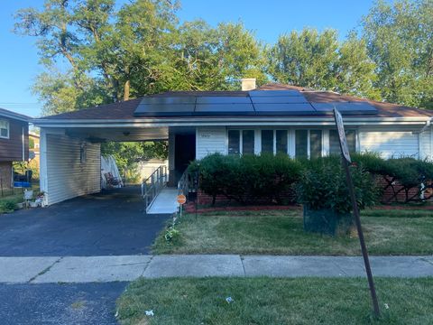 Photo of 15215 Hastings Drive, Dolton, IL 60419 (MLS # 12317586)