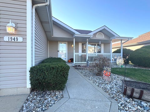 Tiny photo for 1949 Claire Drive, Bourbonnais, IL 60914 (MLS # 12789360)