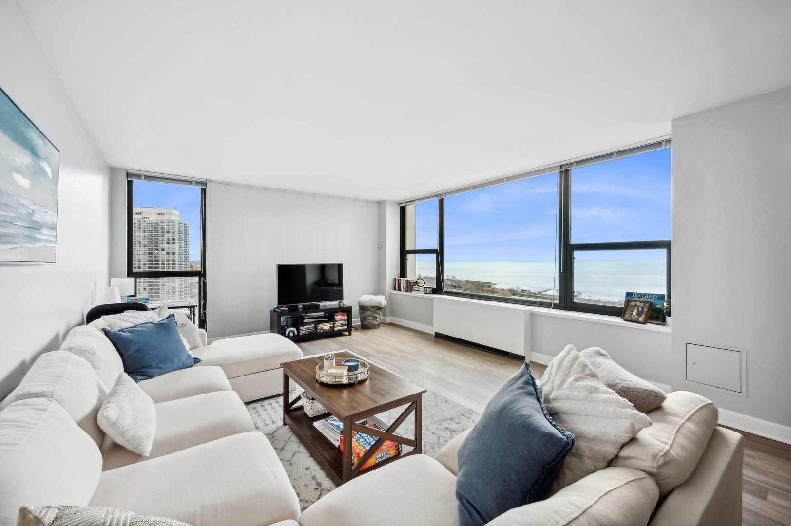 1850 N Clark Street 3003
