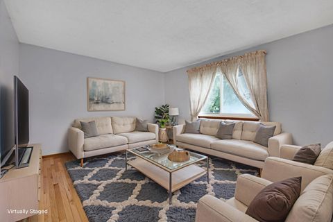 Tiny photo for 4565 Dupont Drive, Hanover Park, IL 60133 (MLS # 12497957)