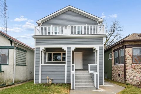 Photo of 1721 W Arthur Avenue, Chicago, IL 60626 (MLS # 12602699)