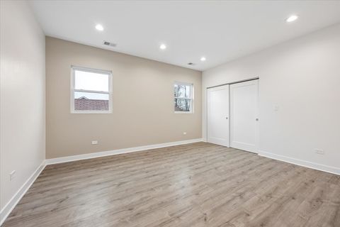 Tiny photo for 1721 W Arthur Avenue, Chicago, IL 60626 (MLS # 12602699)