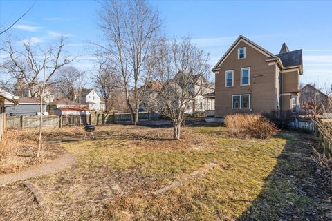 Tiny photo for 1517 9 Avenue, Rock Island, IL 61021 (MLS # 12603685)