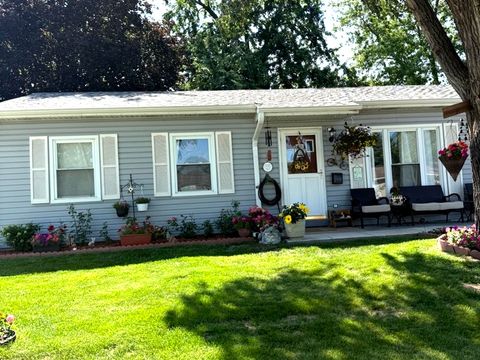 Photo of 216 Linden Avenue, Romeoville, IL 60446 (MLS # 12698545)