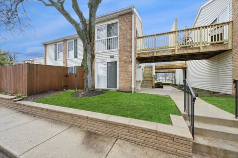 Photo of Hoffman Estates, IL 60169 (MLS # 12492533)
