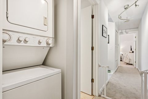 Tiny photo for 559 W Surf Street #205, Chicago, IL 60657 (MLS # 12431838)