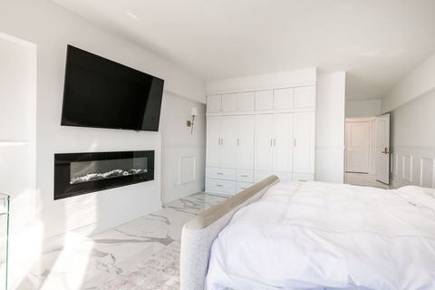 Tiny photo for 175 E Delaware Place #5801-02, Chicago, IL 60611 (MLS # 12509715)