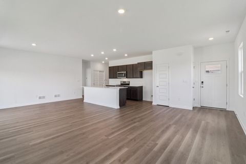 Tiny photo for 1091 Savannah Lane, Pingree Grove, IL 60140 (MLS # 12498486)