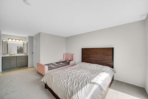 Tiny photo for 611 Kendall Court, Schaumburg, IL 60194 (MLS # 12628435)