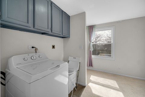 Tiny photo for 611 Kendall Court, Schaumburg, IL 60194 (MLS # 12628435)