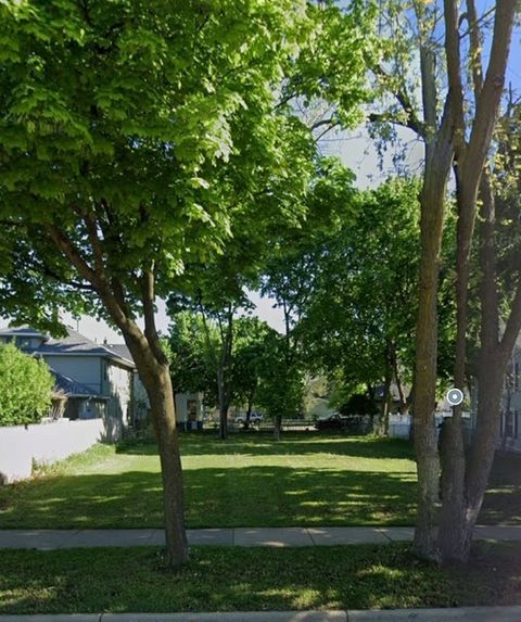 Photo of 574 E Galena Boulevard, Aurora, IL 60505 (MLS # 12303823)