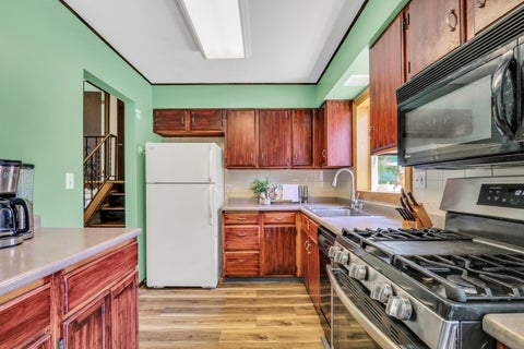 Tiny photo for 2420 SE Thornwood Drive, Lindenhurst, IL 60046 (MLS # 12702598)