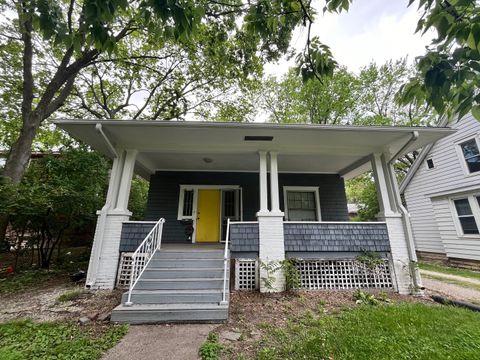 Photo of 708 W High Street, Urbana, IL 61801 (MLS # 12602904)