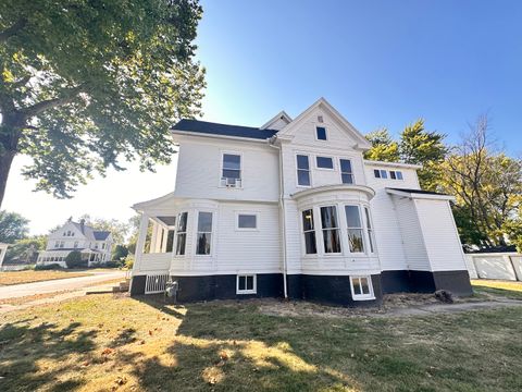 Tiny photo for 216 W Market Street, Farmer City, IL 61842 (MLS # 12476803)