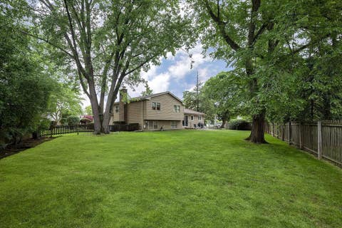 Tiny photo for 133 Burr Oak Court, Deerfield, IL 60015 (MLS # 12678451)