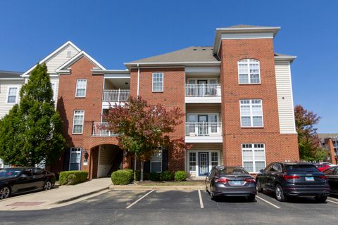 Photo of 1903 N Lincoln Avenue #227, Urbana, IL 61801 (MLS # 12646850)