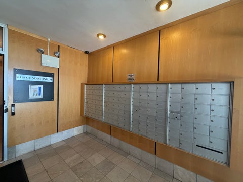 Tiny photo for 6118 N Sheridan Road #501, Chicago, IL 60660 (MLS # 12715990)